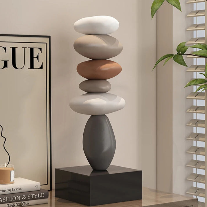 StoneBalance – Nowoczesna, stabilna rzeźba z kamienia