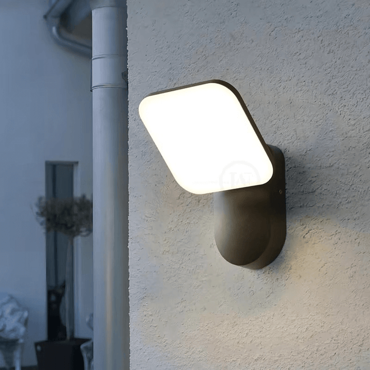 Inteligentna lampa ścienna LED z czujnikiem ruchu