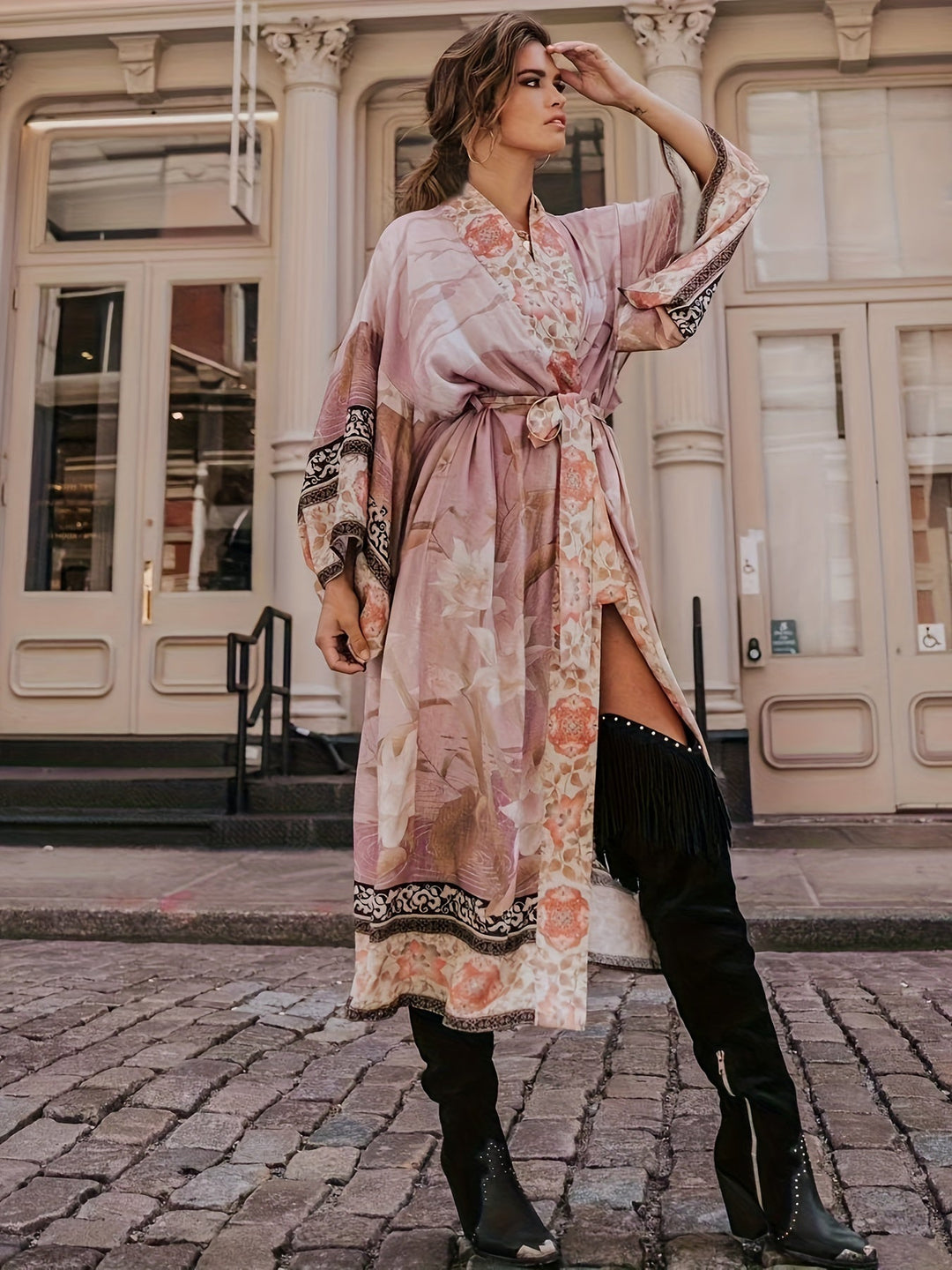 Kimono w czerwone kwiaty - Isabella