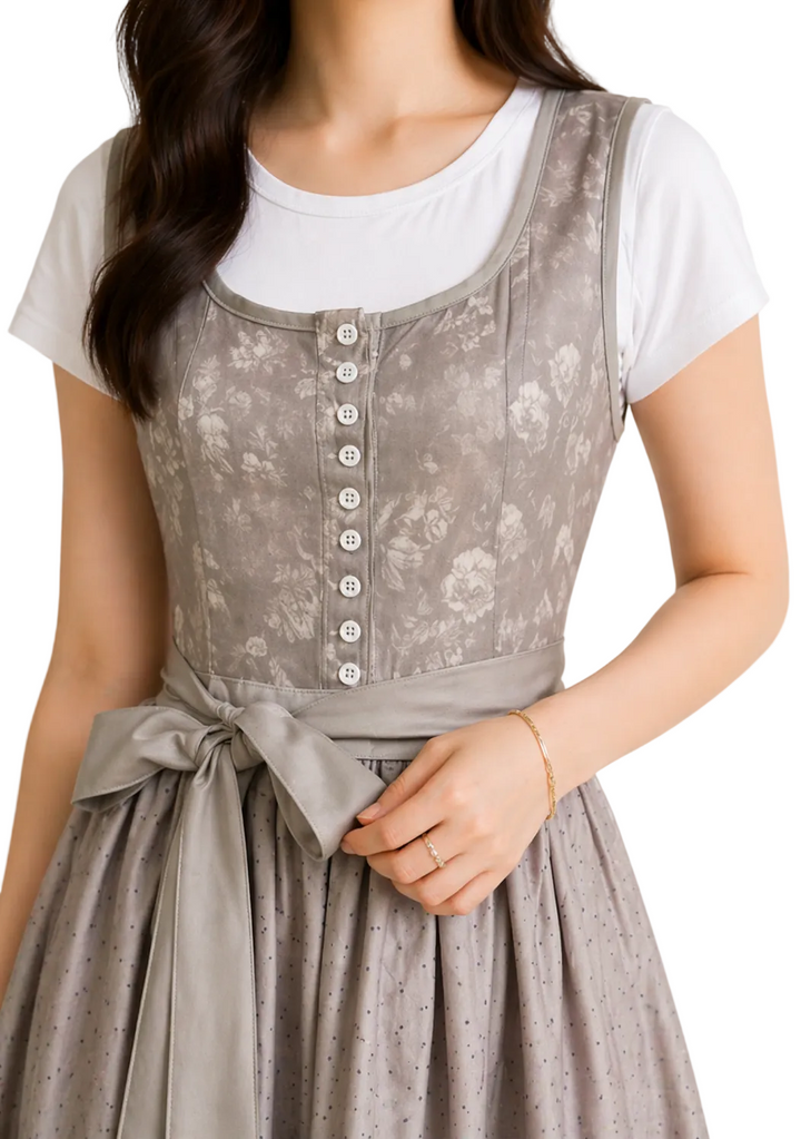 Damski dirndl z zamkiem błyskawicznym, koronkowymi rękawami i paskiem w talii.