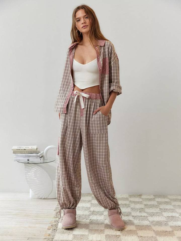 Damski komplet piżamowy z koszulą zapinaną na guziki i spodniami z elastycznym pasem