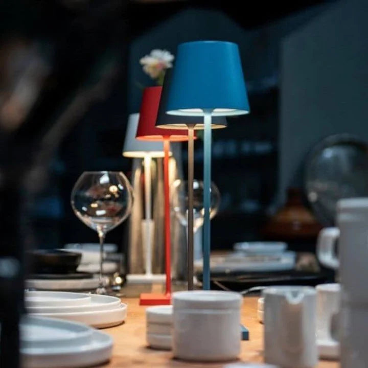 Bezprzewodowa lampa stołowa z ładowaniem - Eleganckie oświetlenie