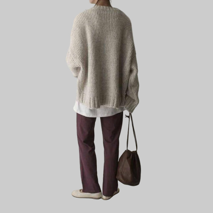 Oversized Kremowy Sweterek z Kieszeniami – Relaksacyjna Warstwa