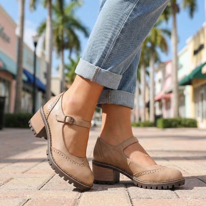 Vintage damskie buty Mary Jane z regulowanym paskiem