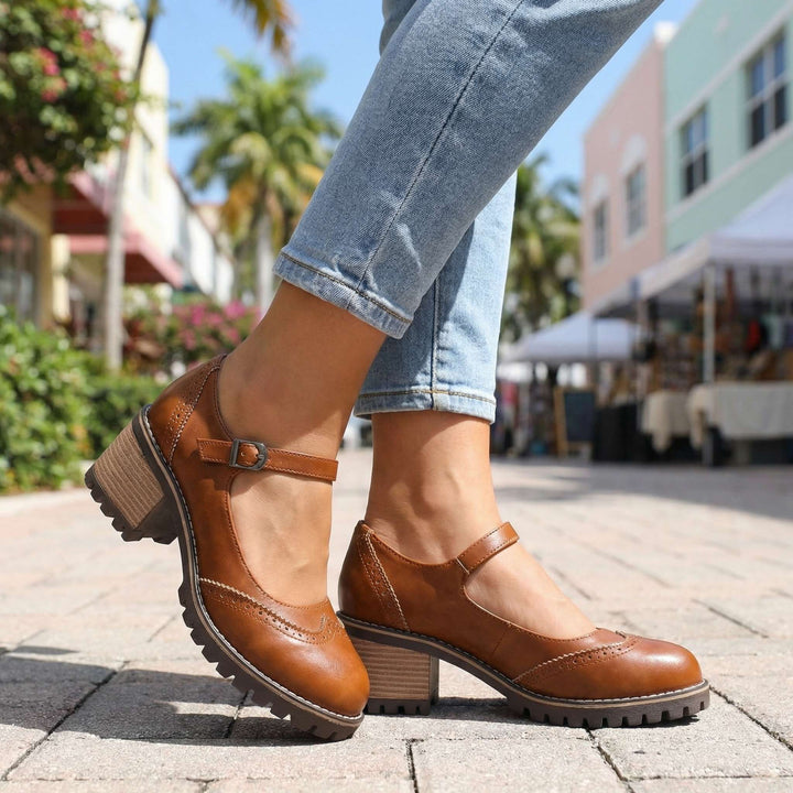 Vintage damskie buty Mary Jane z regulowanym paskiem