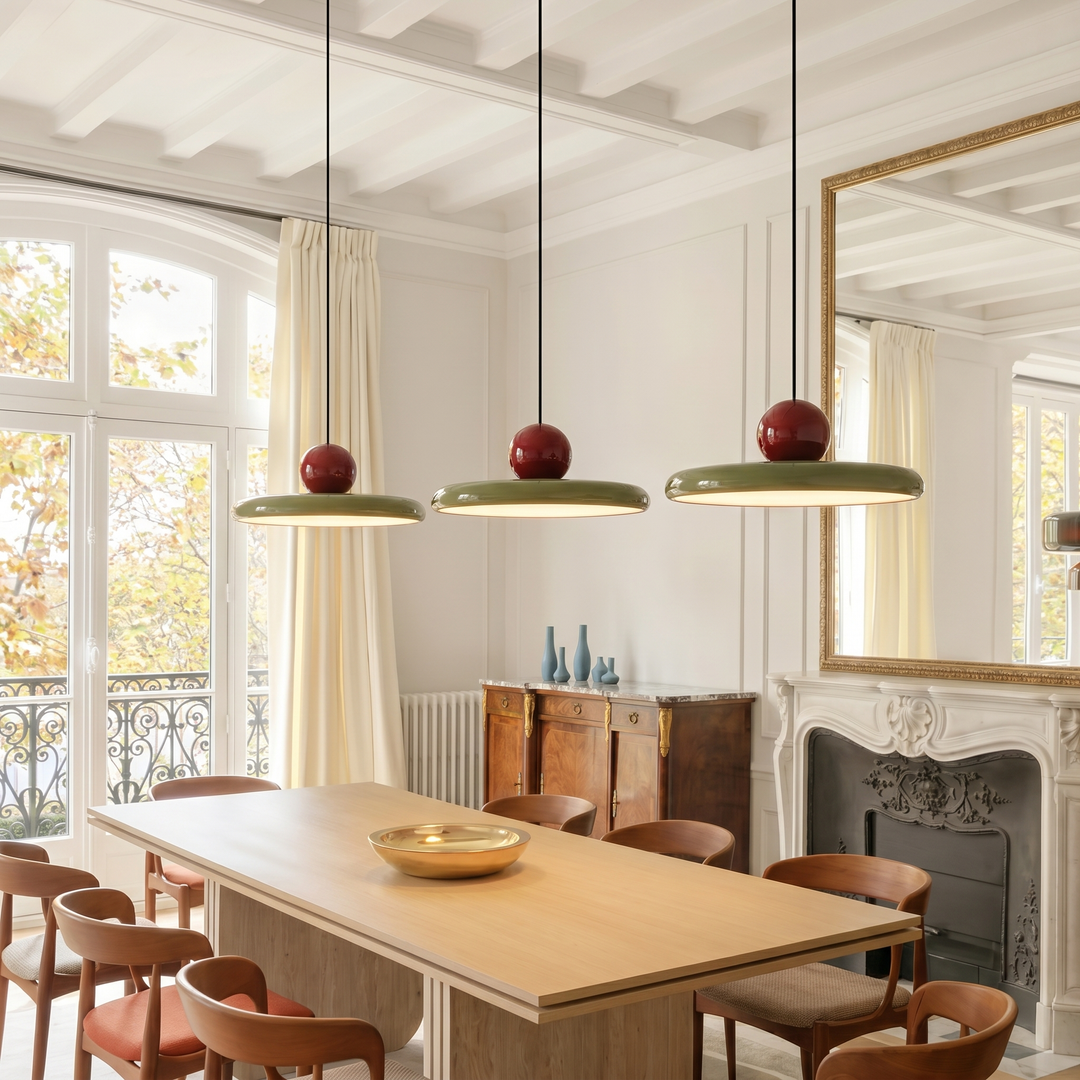 Veya – kolorowa lampa wisząca w stylu Bauhaus