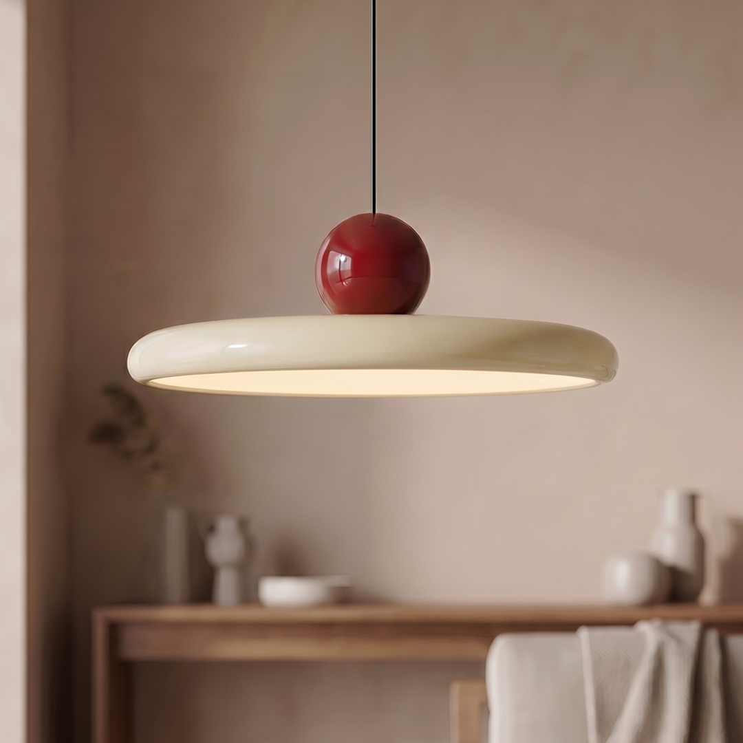 Veya – kolorowa lampa wisząca w stylu Bauhaus