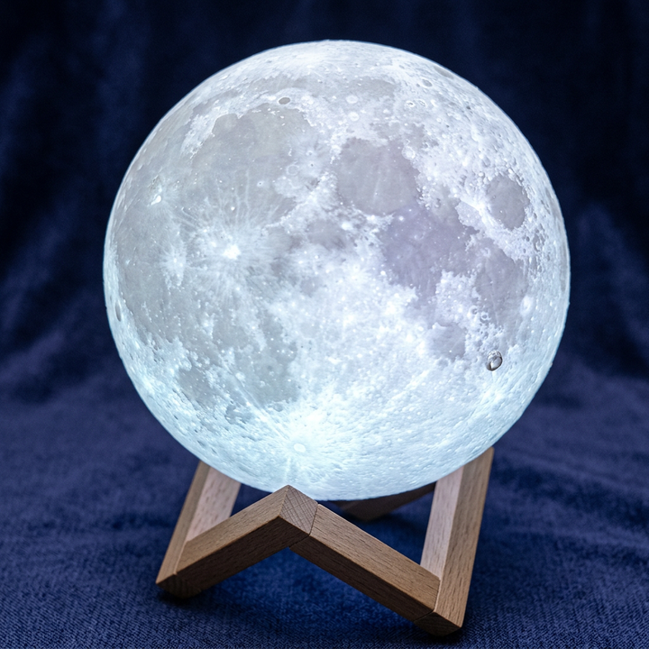 Lampka nocna Księżyc z druku 3D z dotykowym włącznikiem