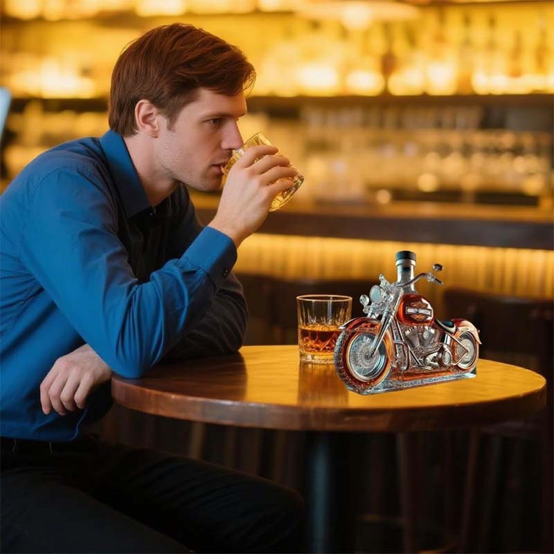 Karafka na Whiskey w Kształcie Motocykla Harley do Domowego Baru
