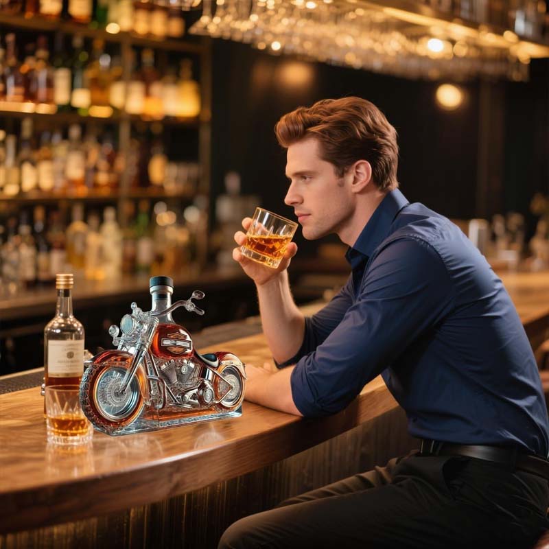 Karafka na Whiskey w Kształcie Motocykla Harley do Domowego Baru