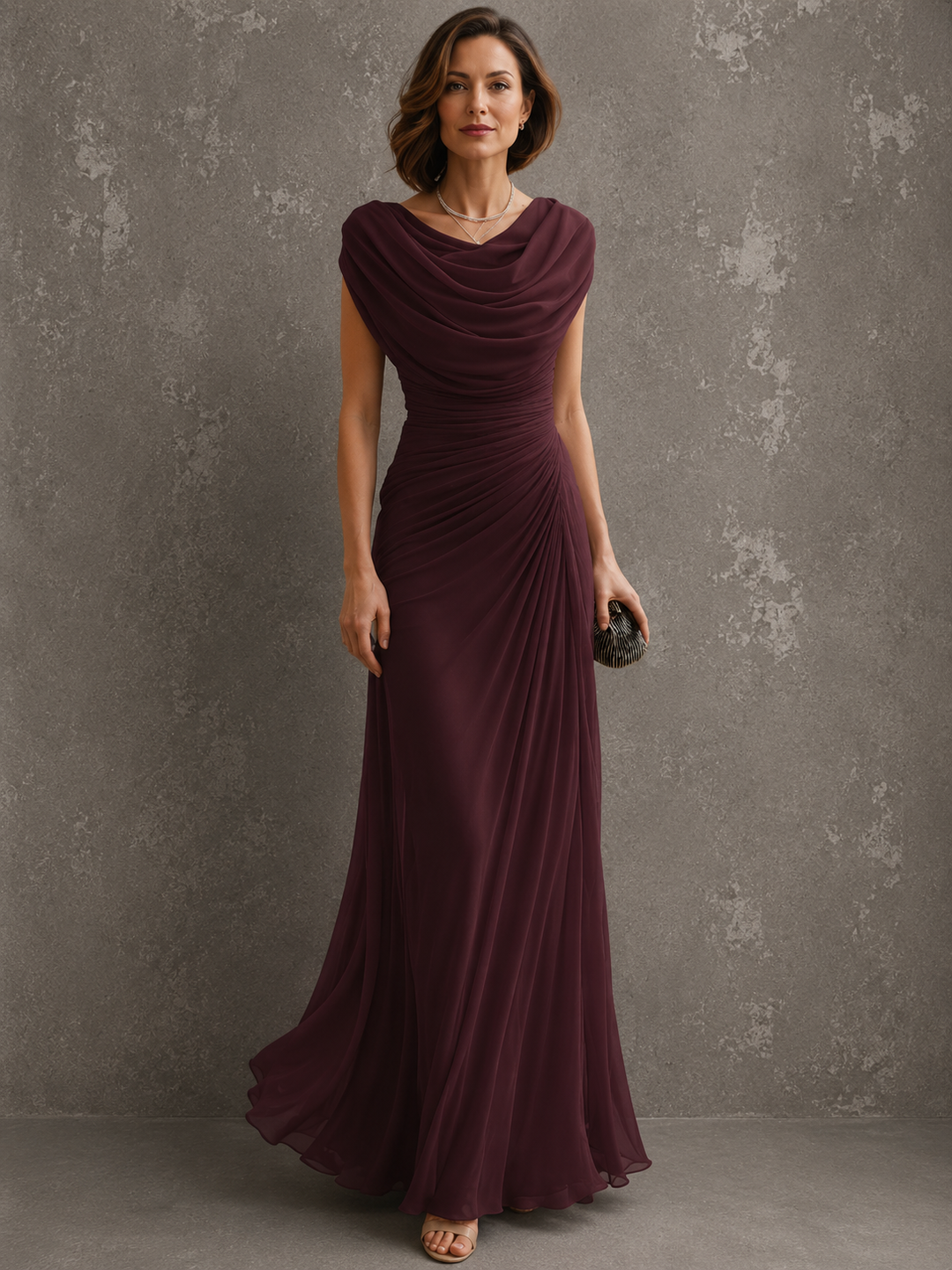 Elegancka drapowana sukienka maxi – bezrękawnikowa, formalna suknia wieczorowa
