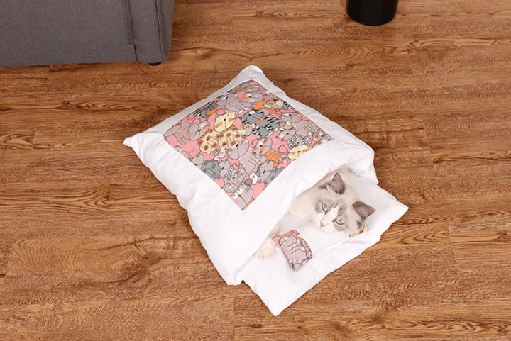 Zimowy śpiwór dla kotów – SnugKitty Frost Magic