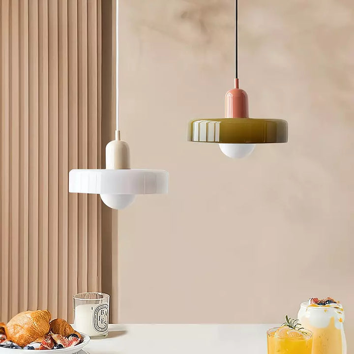 Kolorowa lampa wisząca | Styl Bauhaus | Artystyczny design