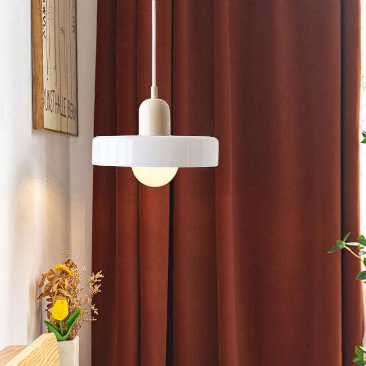 Kolorowa lampa wisząca | Styl Bauhaus | Artystyczny design