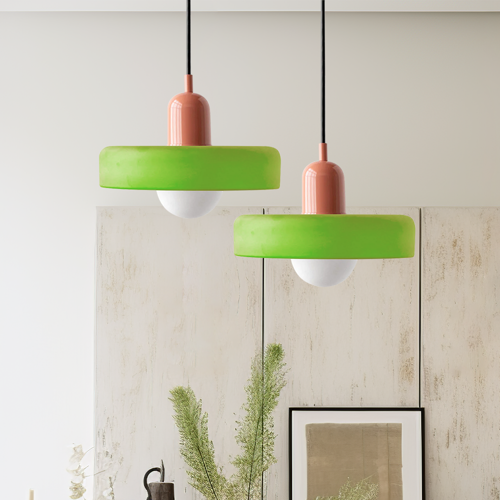 Kolorowa lampa wisząca | Styl Bauhaus | Artystyczny design