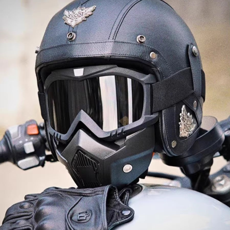 Otwarty kask motocyklowy retro vintage z osłoną i goglami