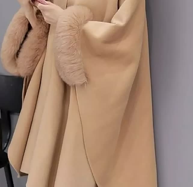 FurryCoat: Futrzany płaszcz damski