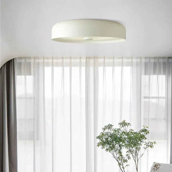 Nowoczesna i minimalistyczna plafoniera LED sufitowa