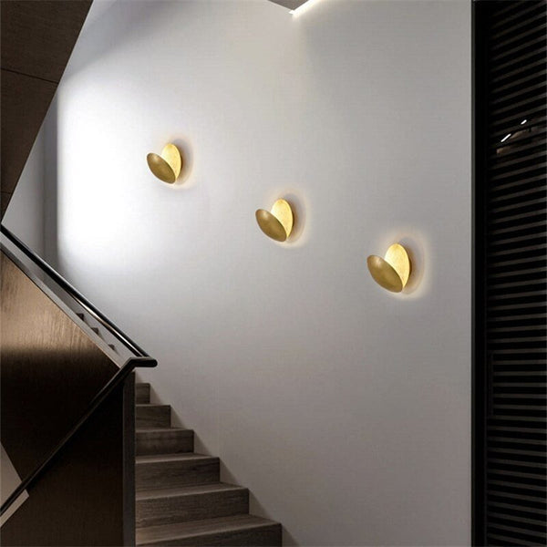 Lampa ścienna z magiczną poświatą księżyca - Lunora