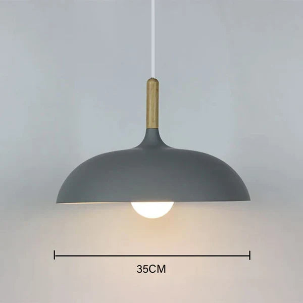 Lampa sufitowa ze skandynawskiego dębu | Nowoczesna i energooszczędna