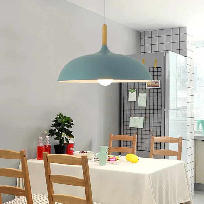 Lampa sufitowa ze skandynawskiego dębu | Nowoczesna i energooszczędna