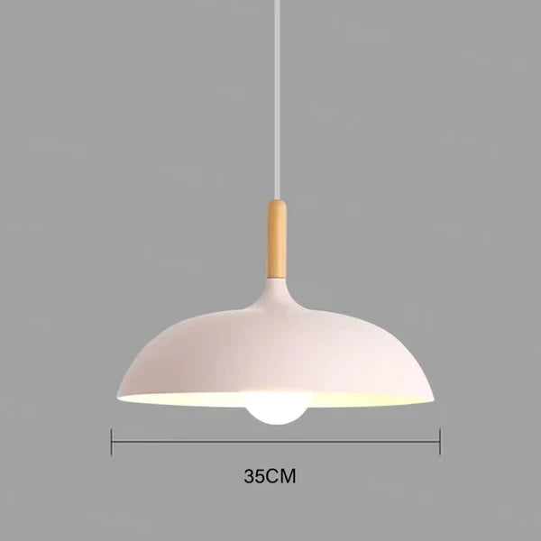 Lampa sufitowa ze skandynawskiego dębu | Nowoczesna i energooszczędna