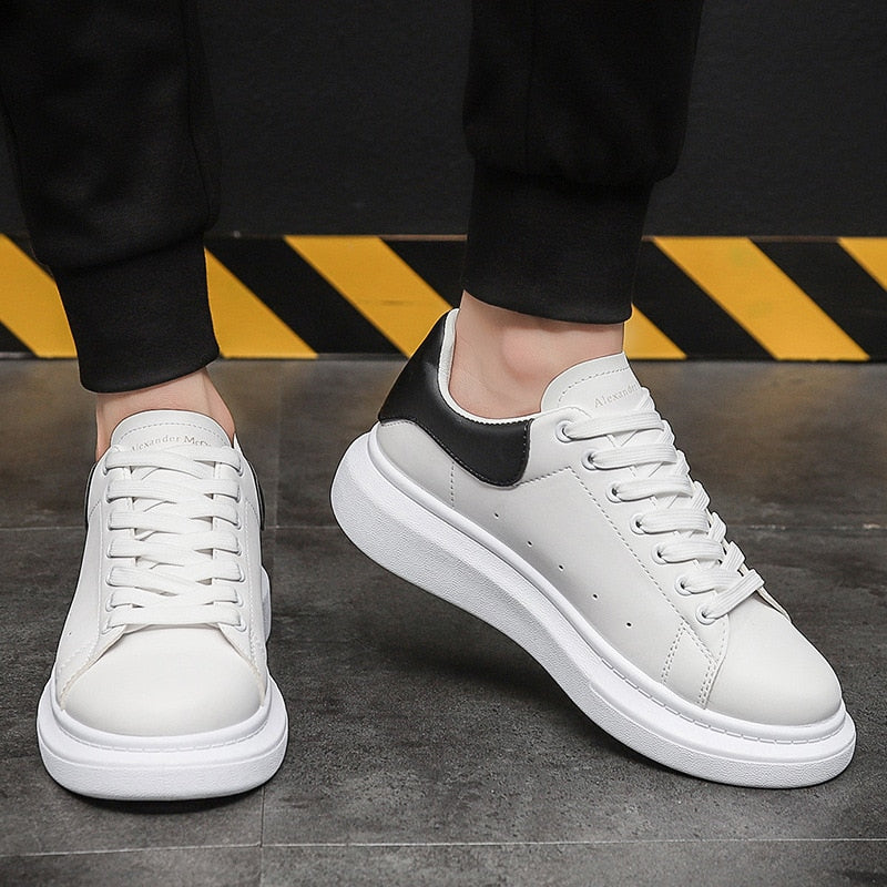 Białe sneakersy męskie | Gruba i wygodna podeszwa | Ponadczasowy design