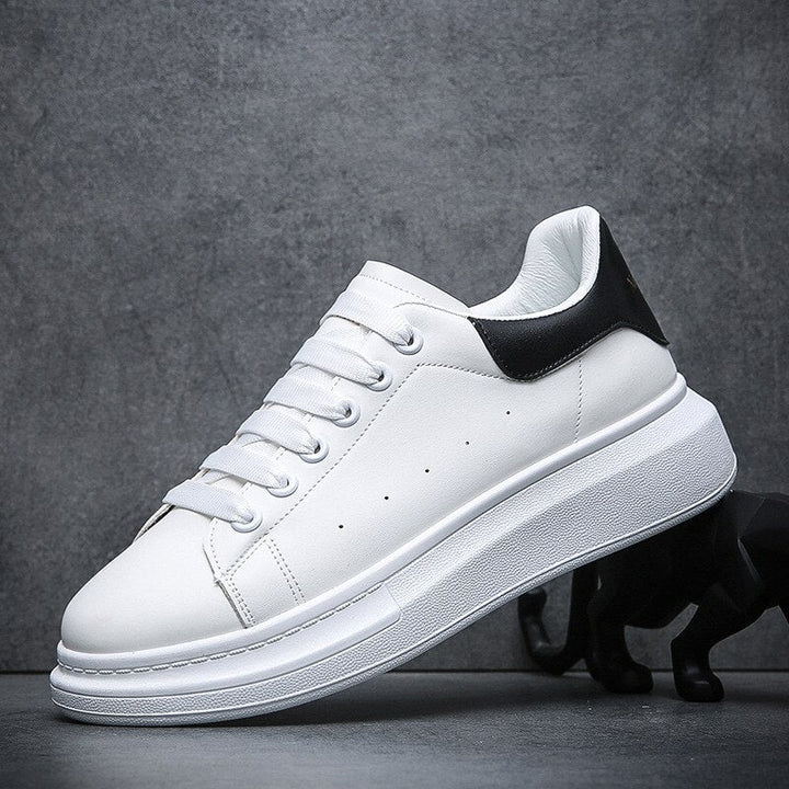 Białe sneakersy męskie | Gruba i wygodna podeszwa | Ponadczasowy design