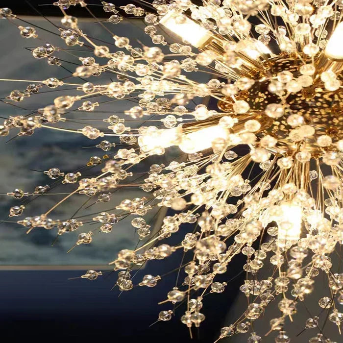 Ekskluzywny żyrandol z kryształami – elegancka lampa sufitowa do wyrafinowanych wnętrz